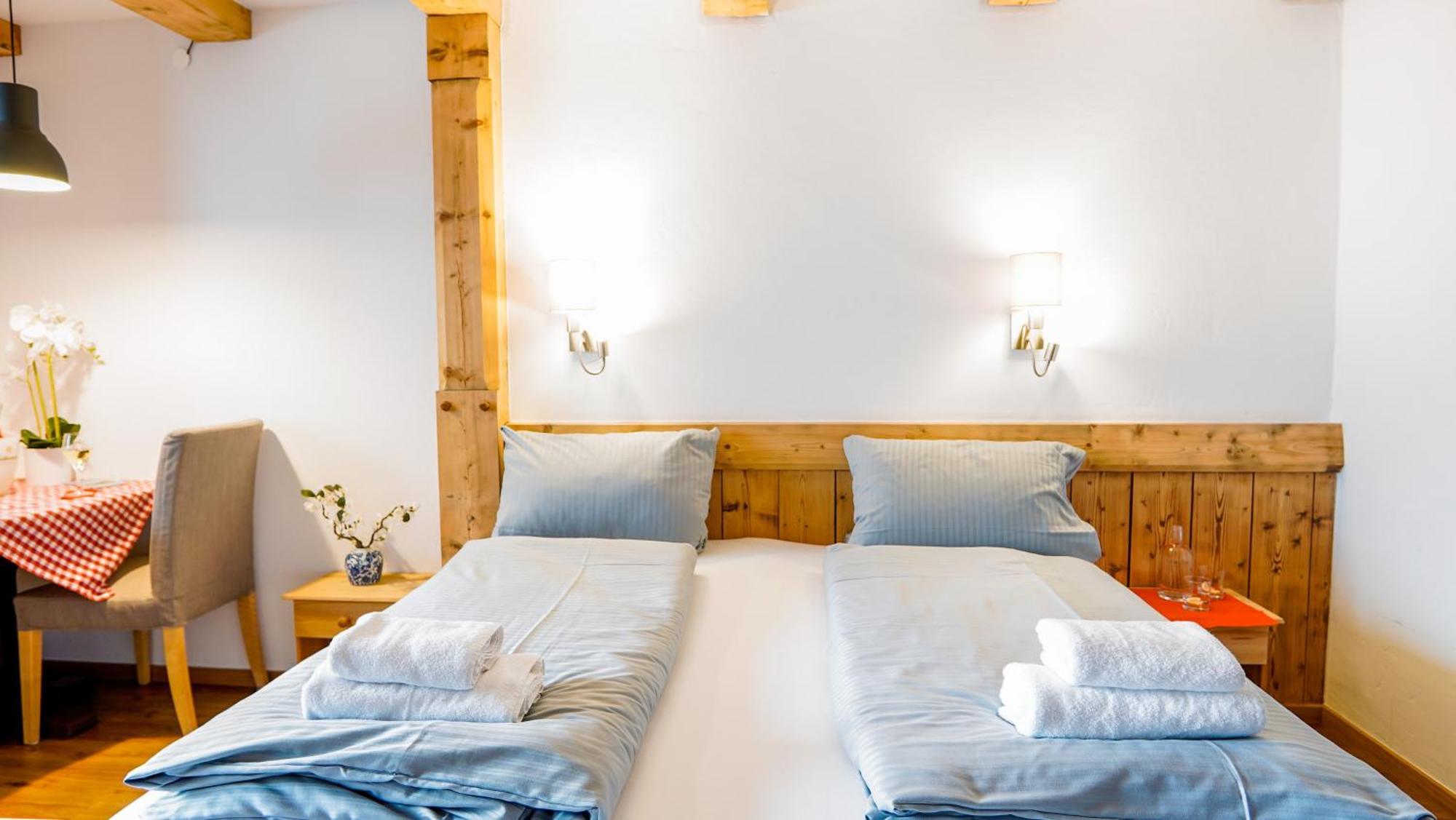 Landgasthof Zum Papyrer - Erholung Im Urlaubsgebiet Lenggries Kamer foto